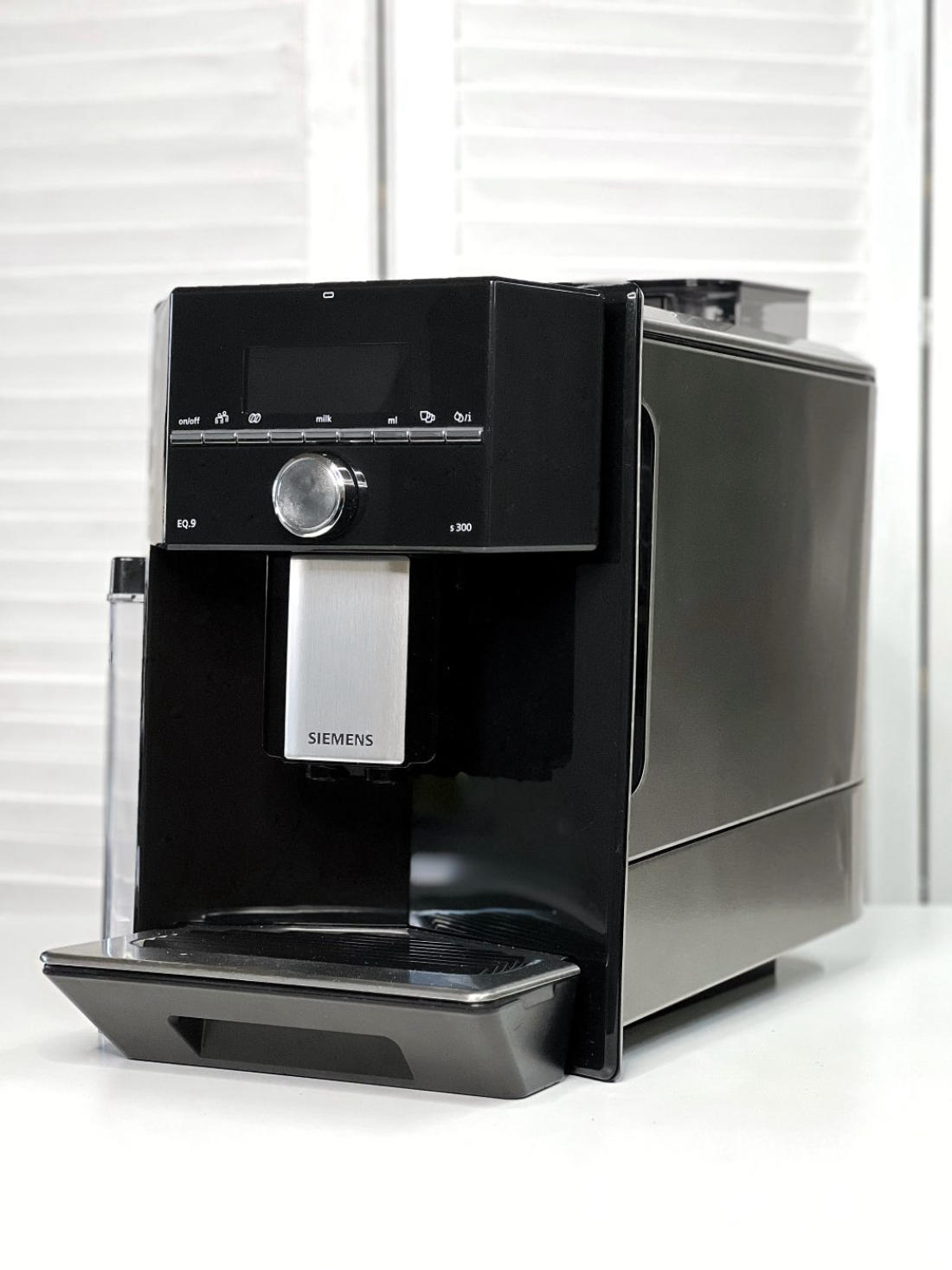 Кавомашина Siemens EQ 9 s 300 Б/У