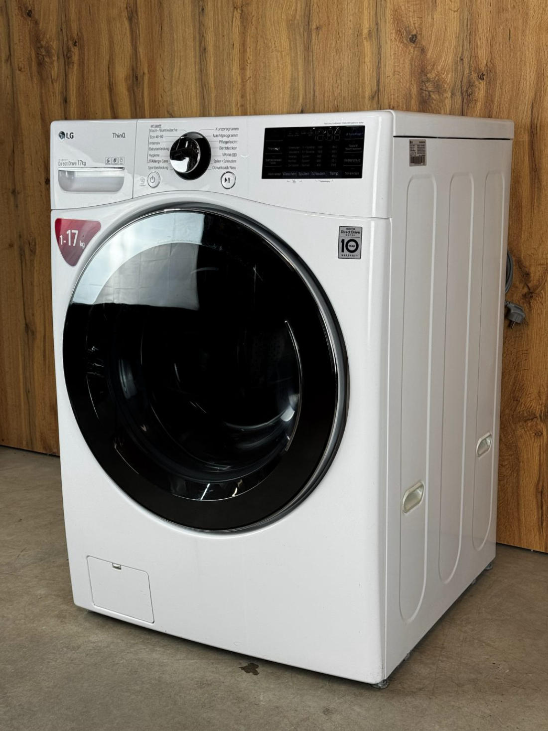 Пральна машина LG F11WM17TE2 (17 кг) Б/У