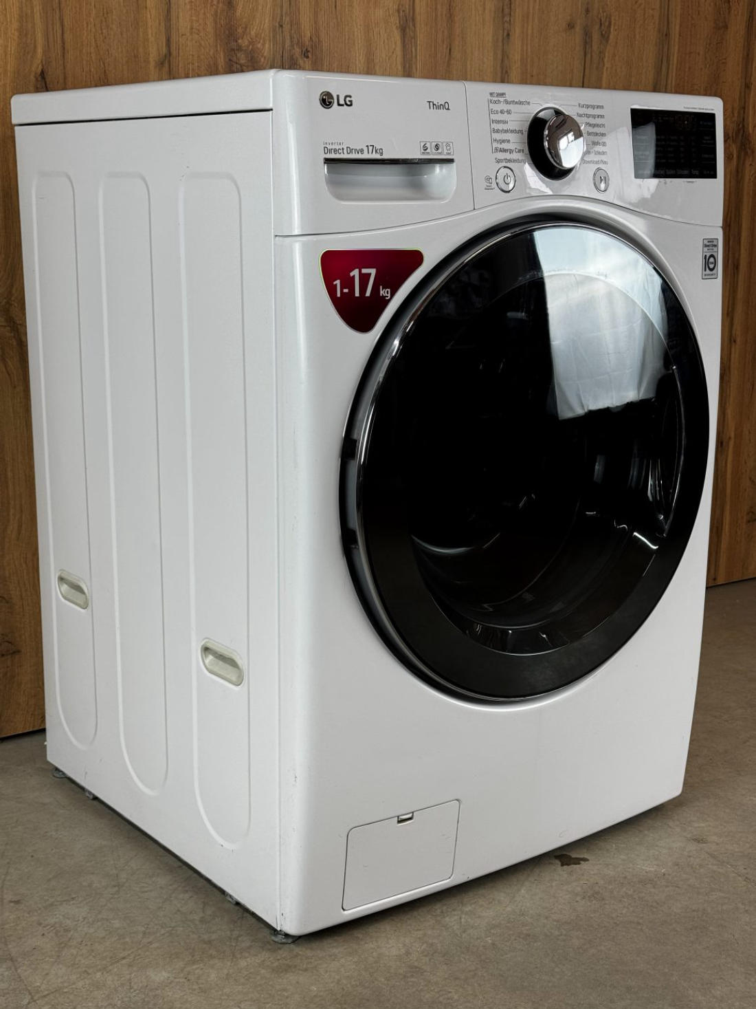 Пральна машина LG F11WM17TE2 (17 кг) Б/У