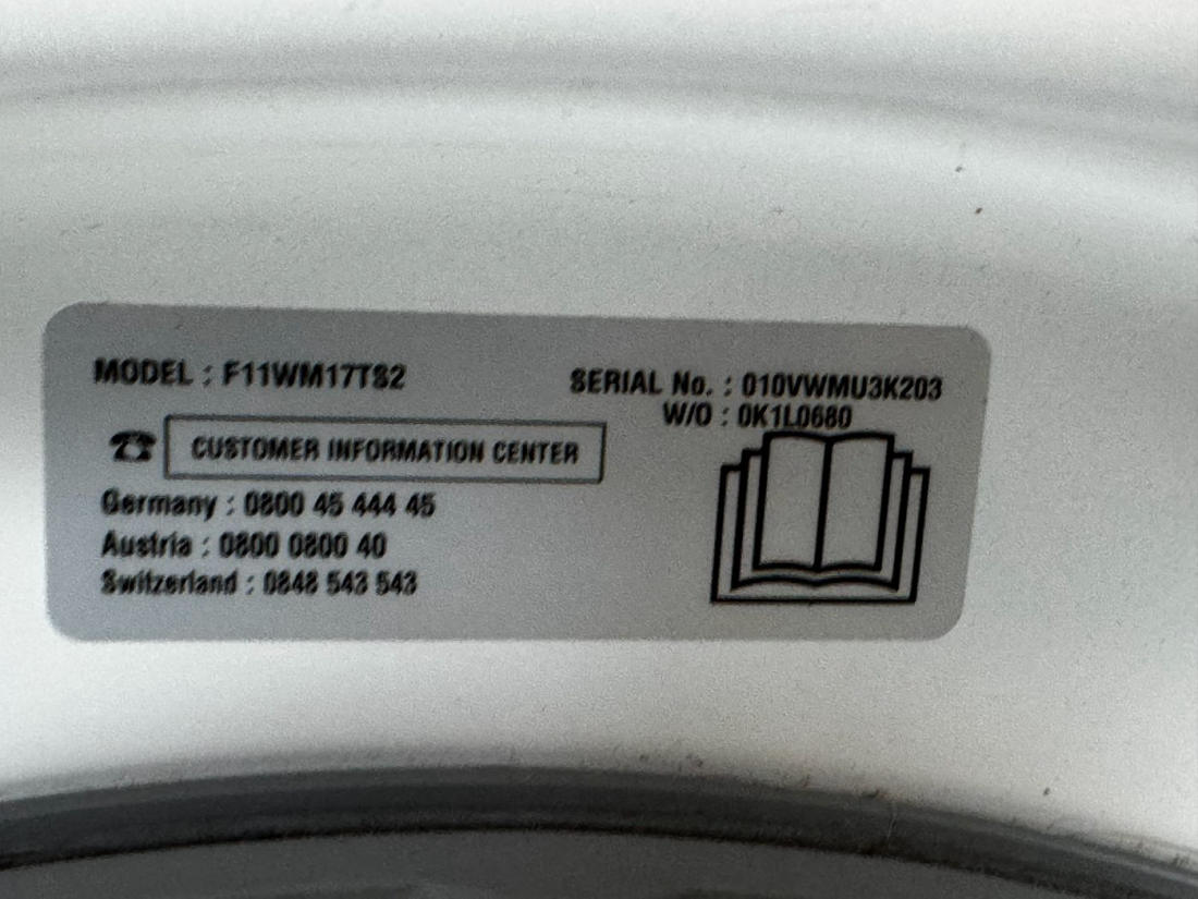 Пральна машина LG F11WM17TE2 (17 кг) Б/У