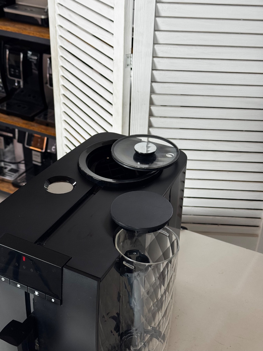 Кавомашина Jura ENA 4 Full Metropolitan Black Б/У