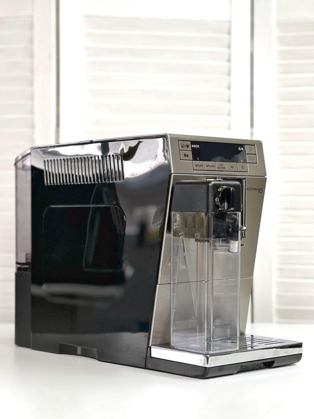 Кавомашина DeLonghi ETAM36.365.MB Б/У