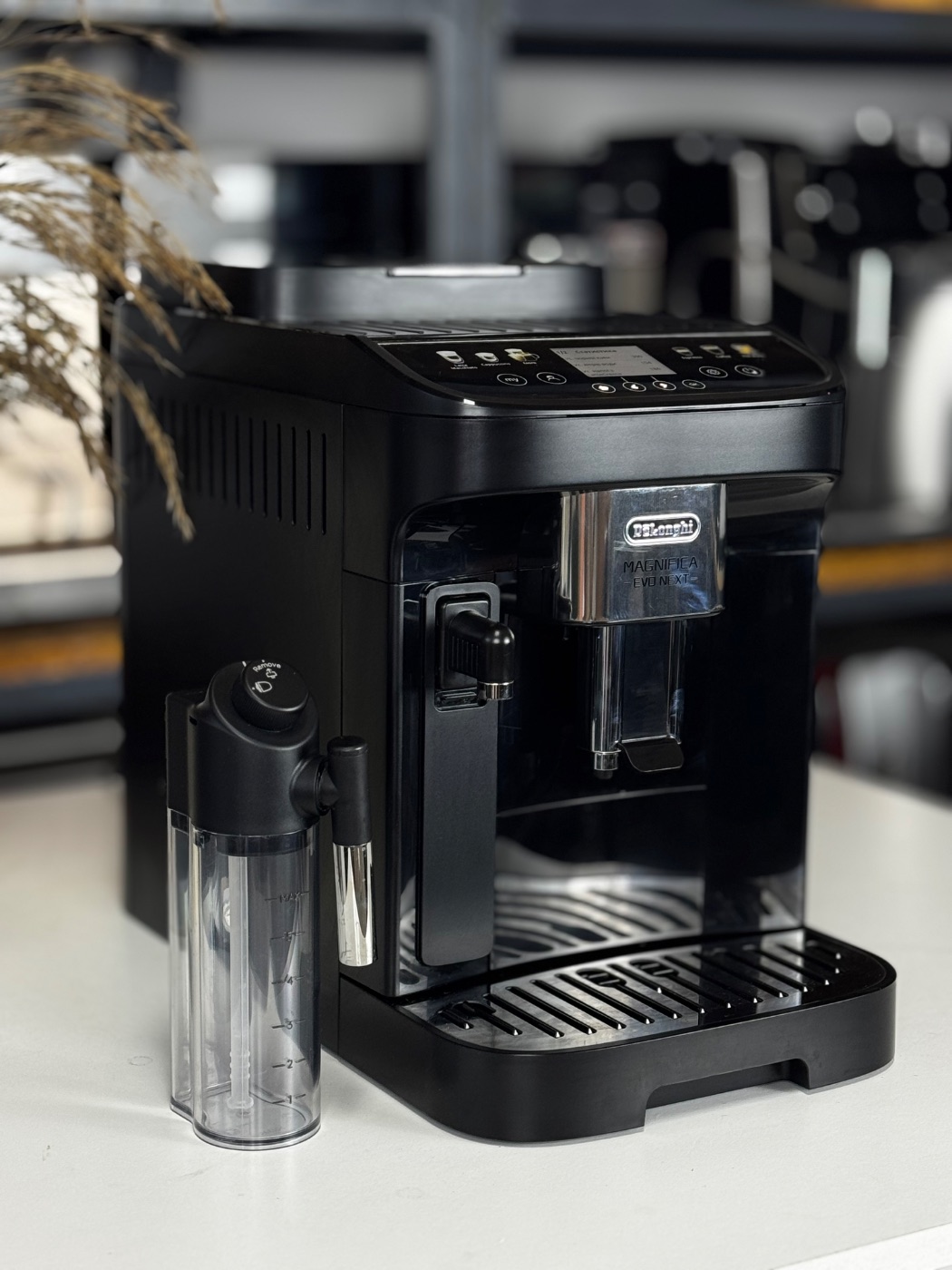 Кавомашина DeLonghi ECAM 310.60.B Б/У