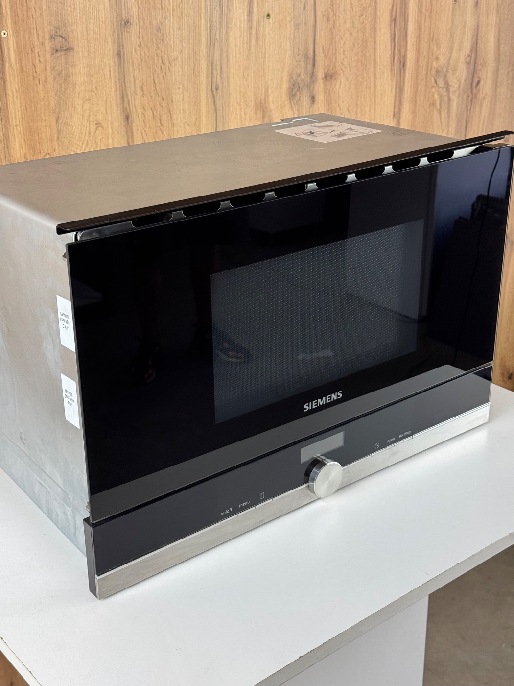 Мікрохвильова піч Siemens iQ700 (BF634LGS1/01) Б/У