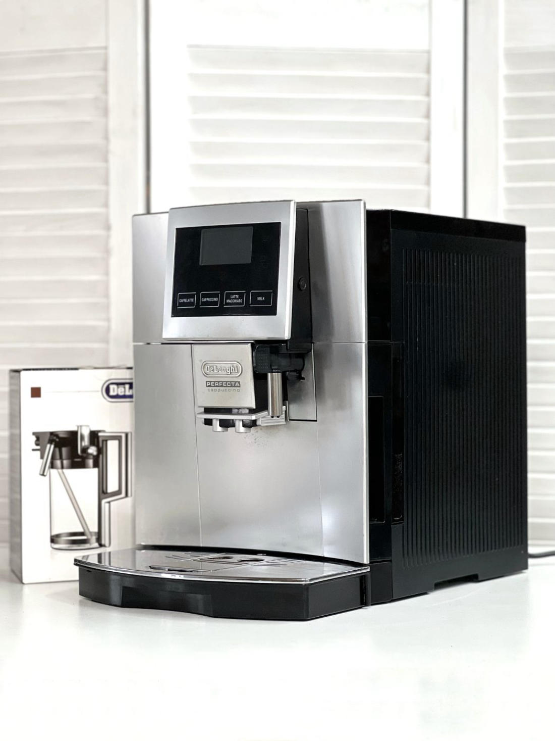 Кавомашина DeLonghi ESAM5500.S (Perfecta) Б/У