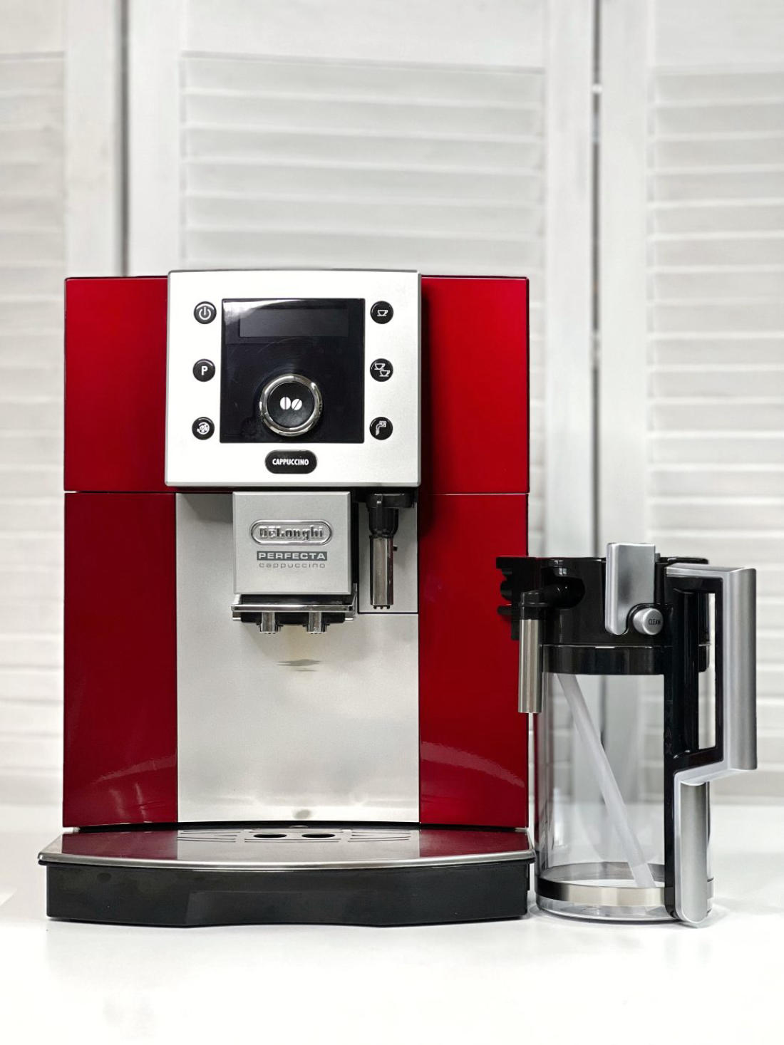 Кавомашина DeLonghi ESAM5550.R (Perfecta) Б/У