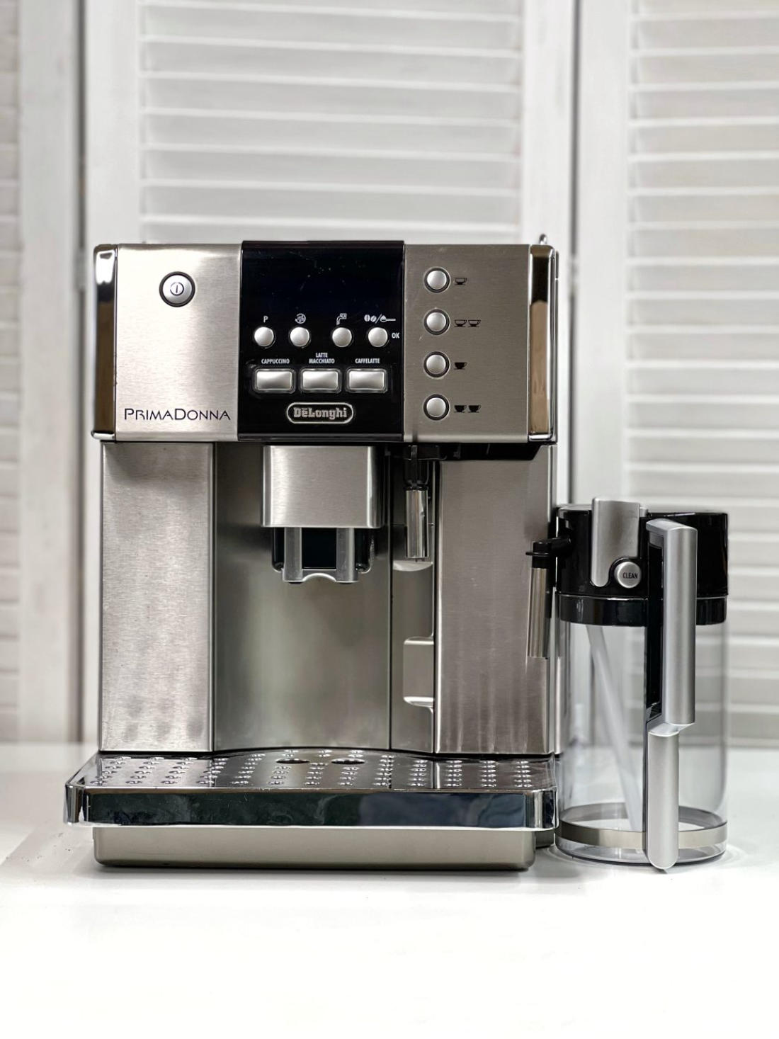 Кавомашина DeLonghi ESAM6600 (PrimaDonna Avant) Б/У