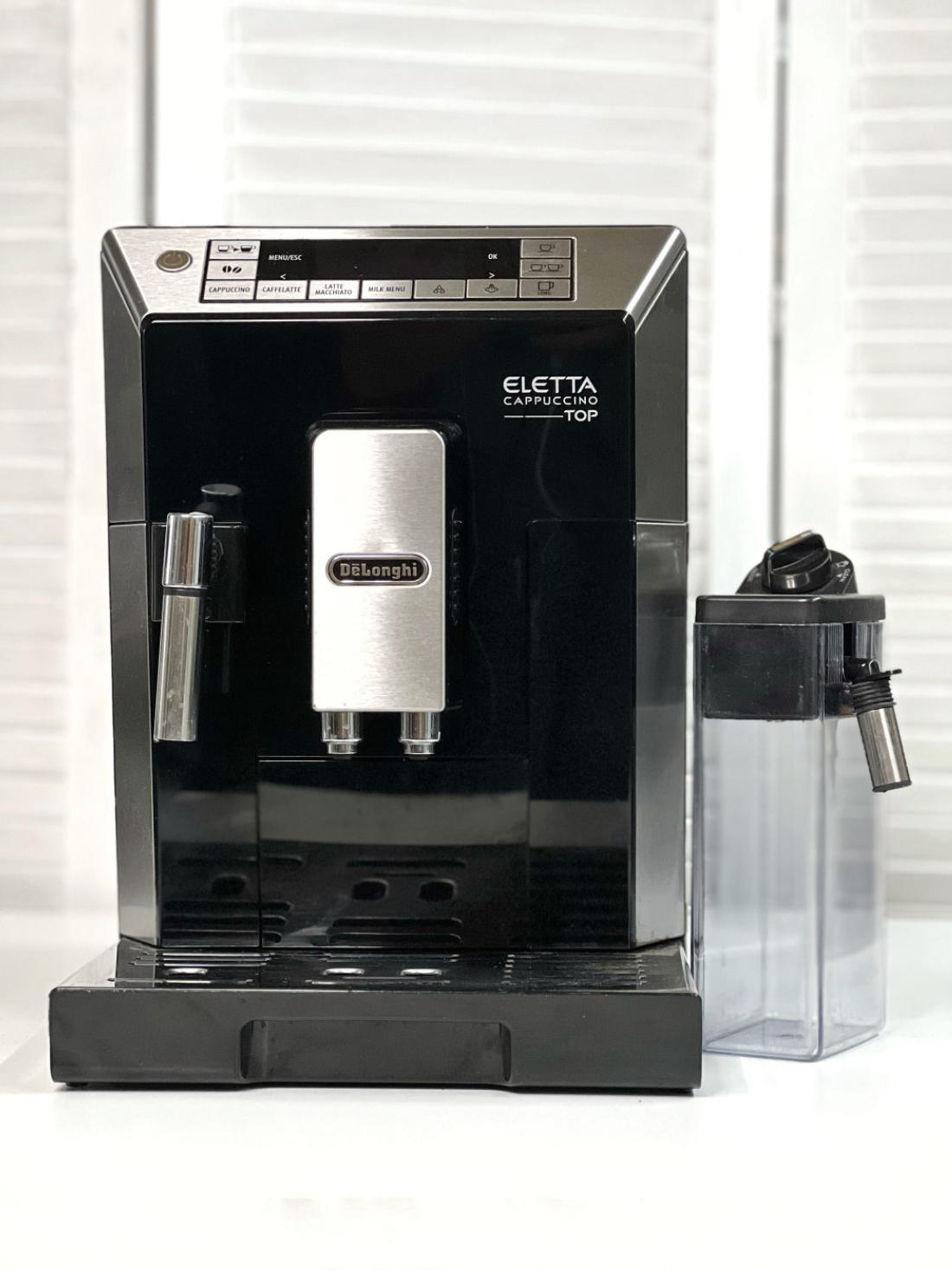 Кавомашина DeLonghi ECAM45.766.B (Eletta Cappuccino Top) Б/У