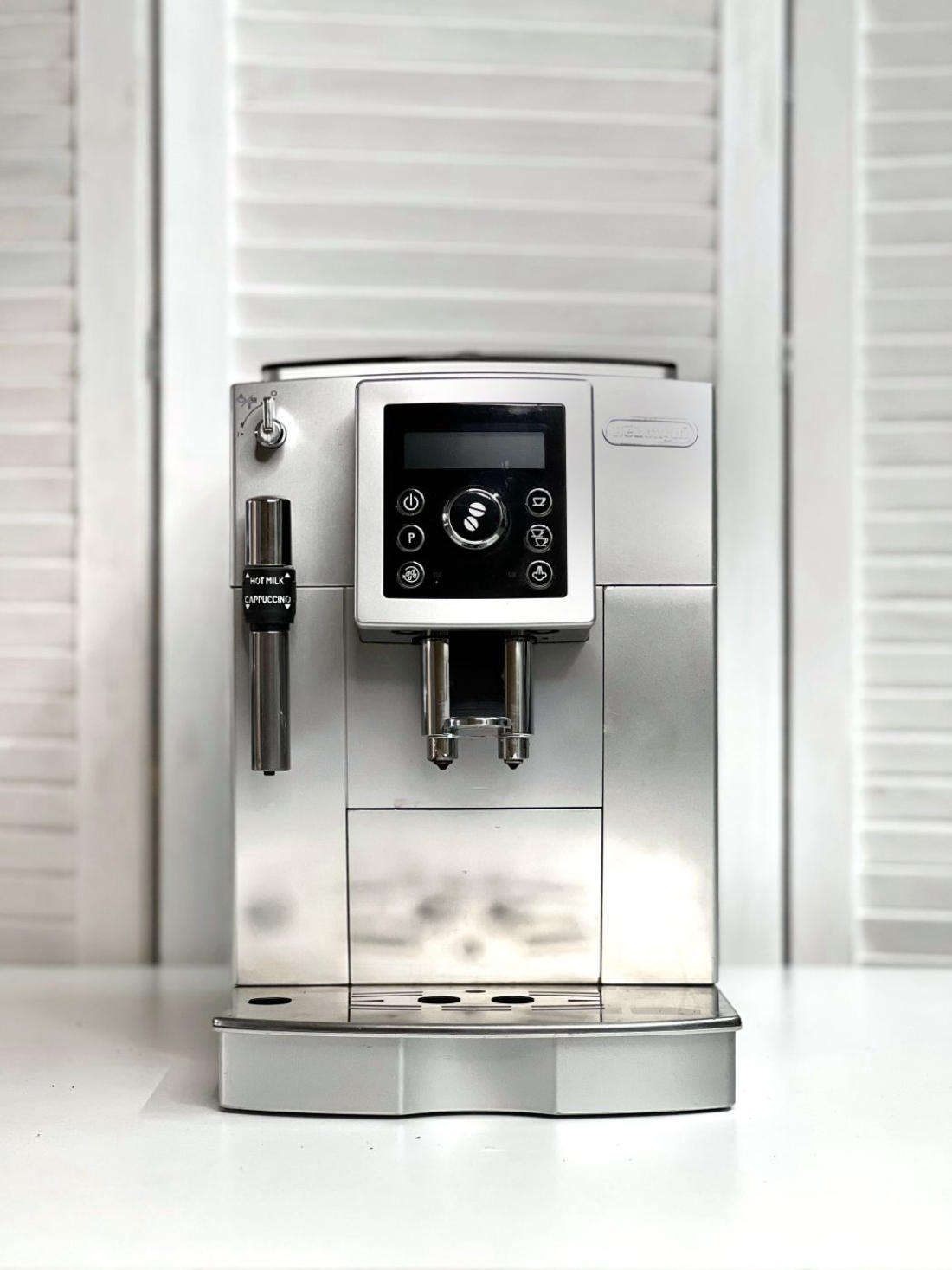 Кавомашина DeLonghi ECAM23.420.SB Б/У