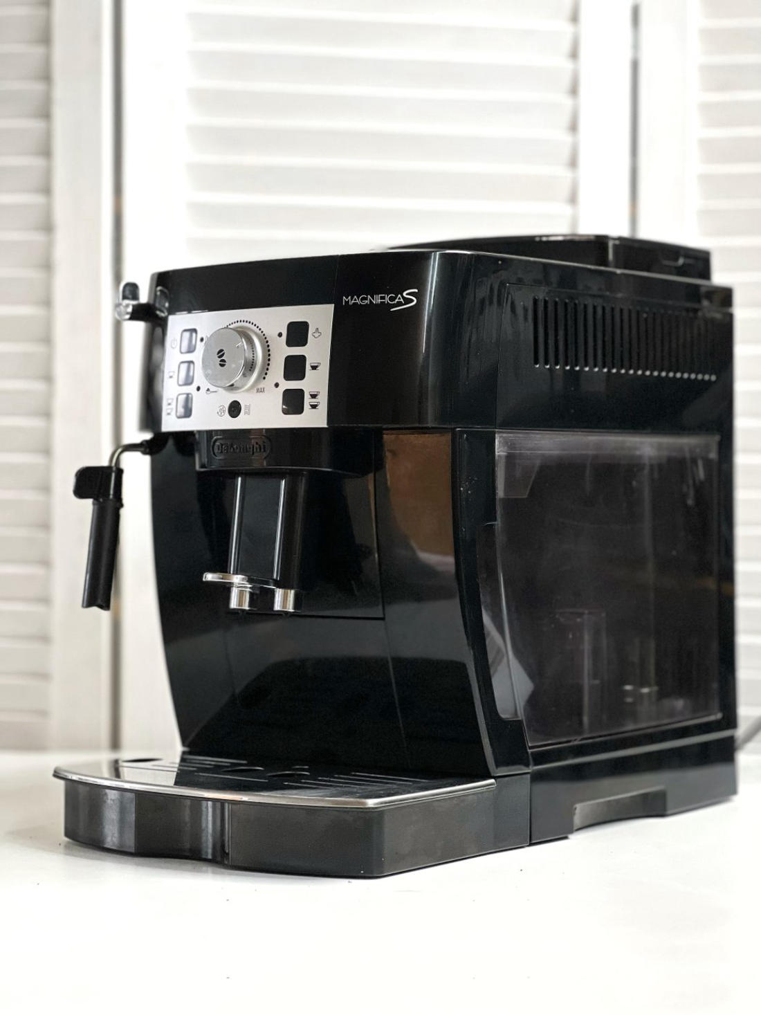 Кавомашина DeLonghi ECAM22.110.B (Magnifica S) Б/У