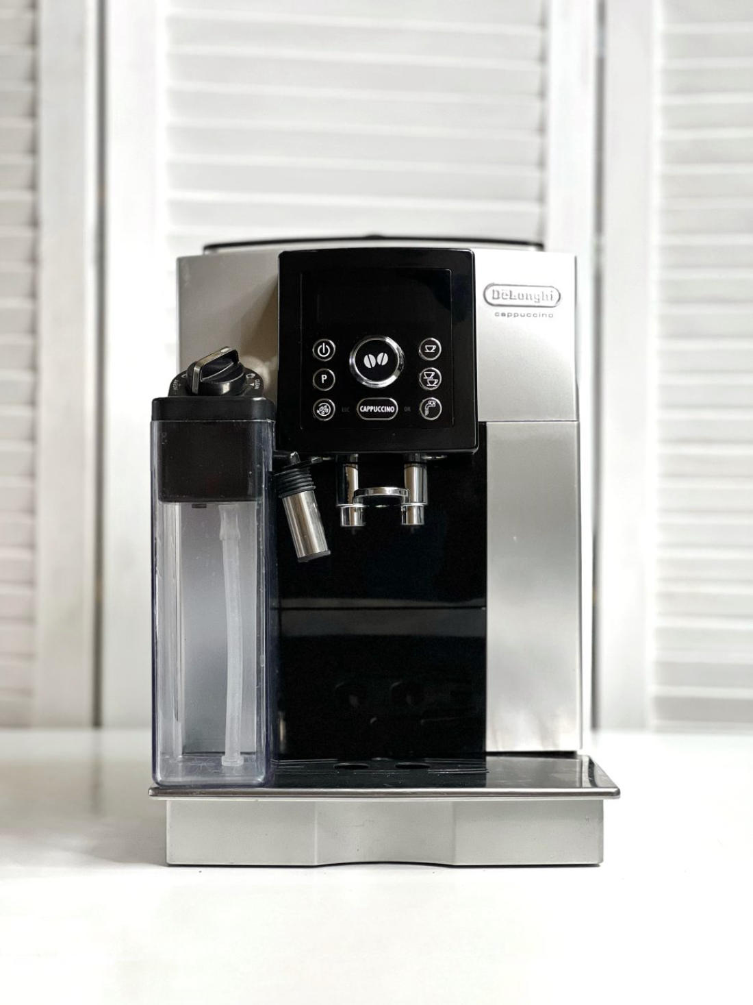 Кавомашина DeLonghi ECAM24.467.S Б/У