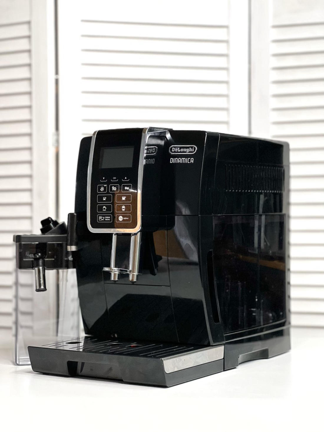 Кавомашина DeLonghi ECAM350.55.B Dinamica Б/У