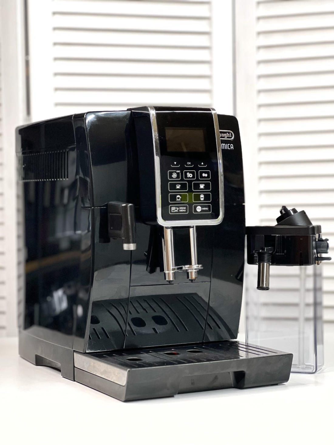 Кавомашина DeLonghi ECAM350.55.B Dinamica Б/У