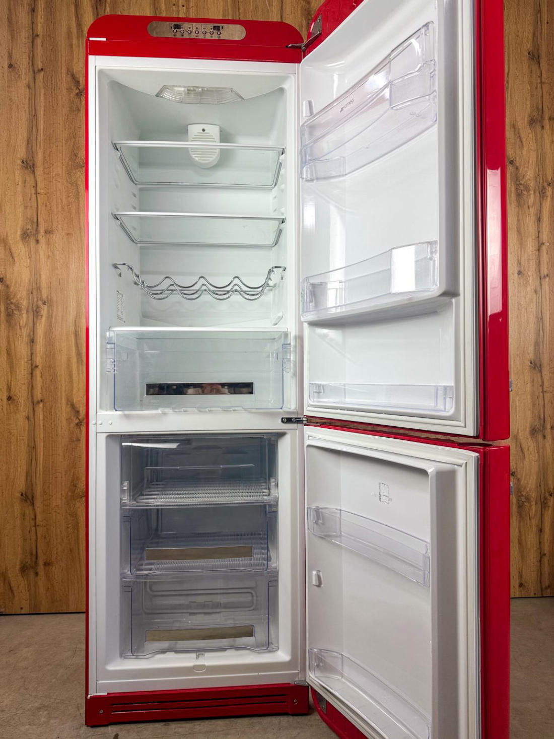 Холодильник Smeg FAB32RR1 (ретро, червоний) Б/У